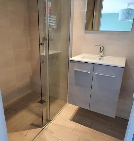 Appartement Au Calme Bons Esterno foto